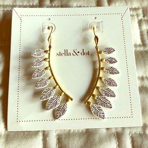 Stella and Dot Earrings